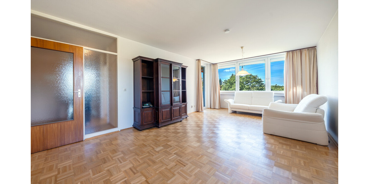 91 m² voller Möglichkeiten - Bezugsfreie 3-Zimmer-Wohnung mit großer Loggia - Etagenwohnung Unterhaching | Angebot:27298874