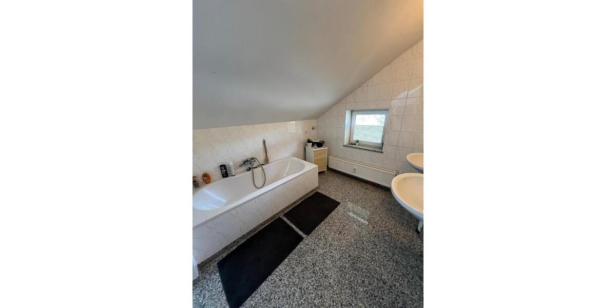 Etagenwohnung München Aubing-Lochhausen-Langwied - 5 Zimmer, 12 m&sup2;, 605&euro; | Angebot:26065766