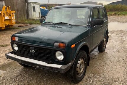 Lada Niva 79.205 km 2.800 € Vaterstetten 85591