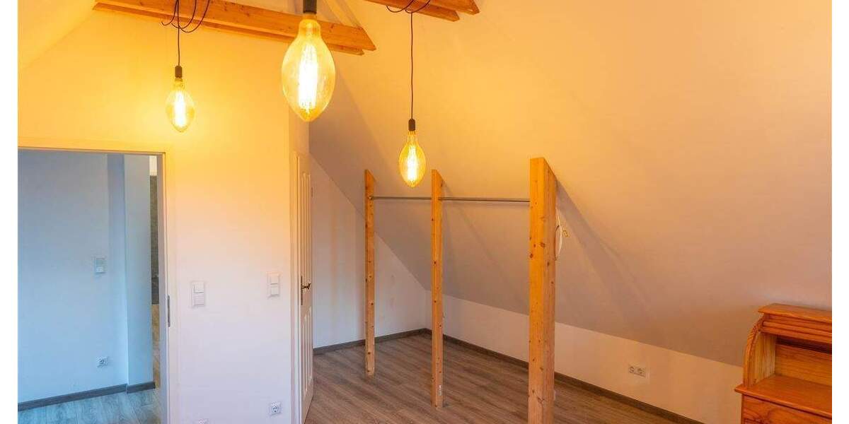 Mehrfamilienhaus, Wohnhaus Gröbenzell - 8 Zimmer, 192 m&sup2;, 1.199.000&euro; | Angebot:25692795