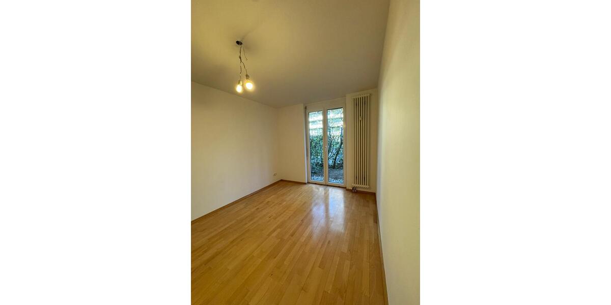 Erdgeschoßwohnung München Thalkirchen-Obersendling-Forstenried-Fürstenried-S - 3 Zimmer, 66 m&sup2;, 585.000&euro; | Angebot:26126576