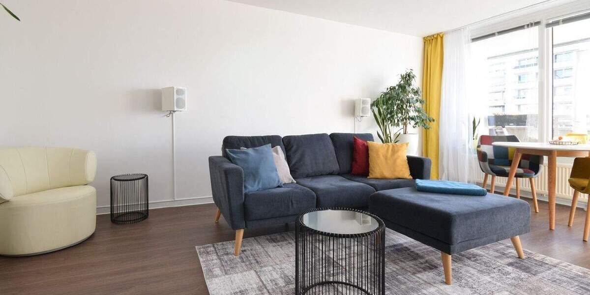 AIGNER - Sanierte 2-Zimmer-Wohnung mit 2 Balkonen in Oberschleißheim 2 zimmer