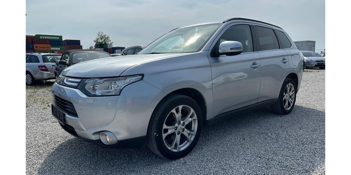 Mitsubishi Outlander 200.000 km 5.999 € München 81829