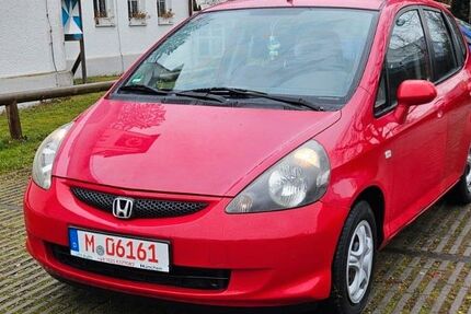 Honda Jazz 127.438 km 2.600 &euro; München 81829