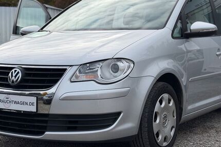 VW Touran 164.118 km 6.490 &euro; Hofolding (20 Min von München) 85649