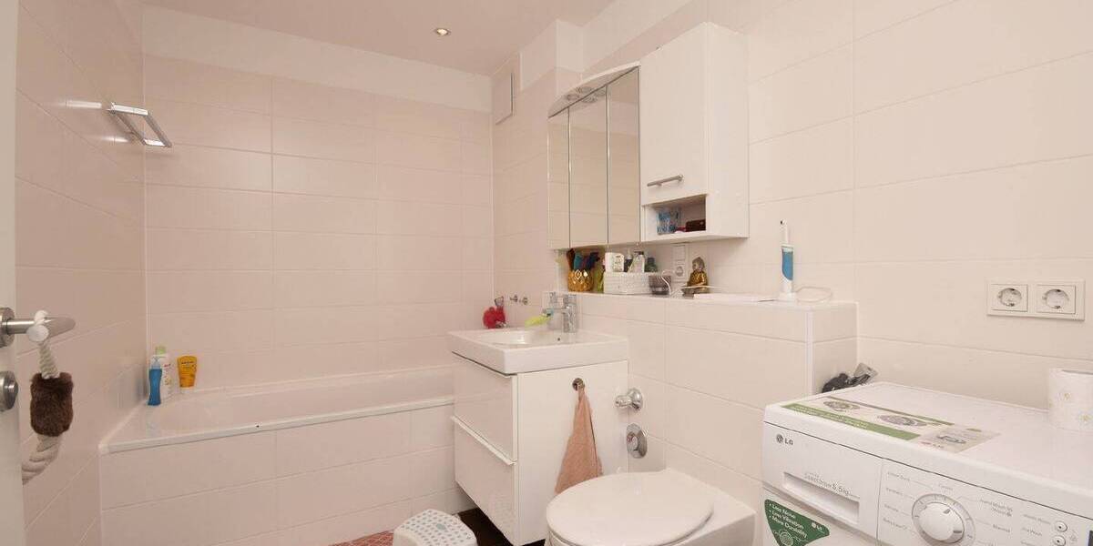 Etagenwohnung München Obergiesing - 3 Zimmer, 89 m&sup2;, 2.000&euro; | Angebot:26289375