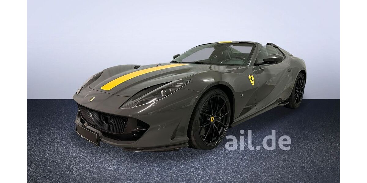 Ferrari 812 2.573 km 577.390 € Grünwald 82031