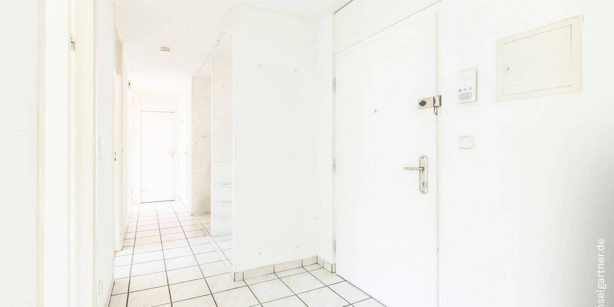 Etagenwohnung München Bogenhausen - 4 Zimmer, 79 m&sup2;, 490.000&euro; | Angebot:26824747