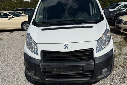 Peugeot Expert 131.000 km 4.999 &euro; München 81245