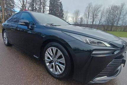 Toyota Mirai 11.000 km 17.990 &euro; Fürstenfeldbruck 82256