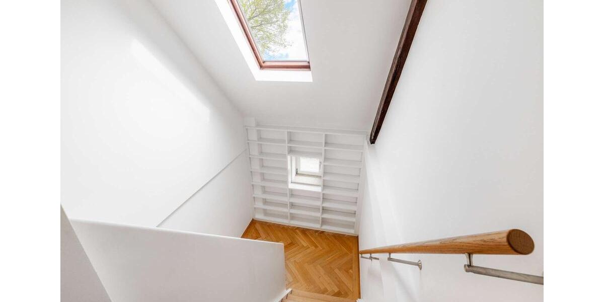 Charmantes Jugendstil-Stadthaus mit 6 Zimmern in märchenhafter Villenlage (befristet bis August 2026) 6 zimmer