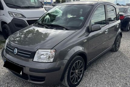 Fiat Panda 153.000 km 1.000 &euro; München 81829