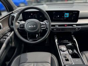 Kia SORENTO PE 1.6T PHEV AWD PLAT 7S NAP PR 2.000 km 58.990 € Höhenkirchen-Siegertsbrun 85635