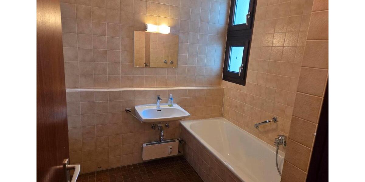 Etagenwohnung München Aubing-Lochhausen-Langwied - 3 Zimmer, 83 m&sup2;, 2.300&euro; | Angebot:25962923