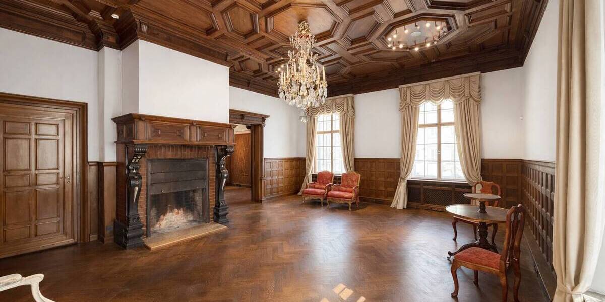 Gewerbeobjekt München Maxvorstadt - 5 Zimmer, 260 m&sup2;, 12.599&euro; | Angebot:26867031