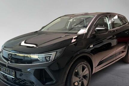 Opel Grandland (X) 13.000 km 20.890 &euro; München 80339