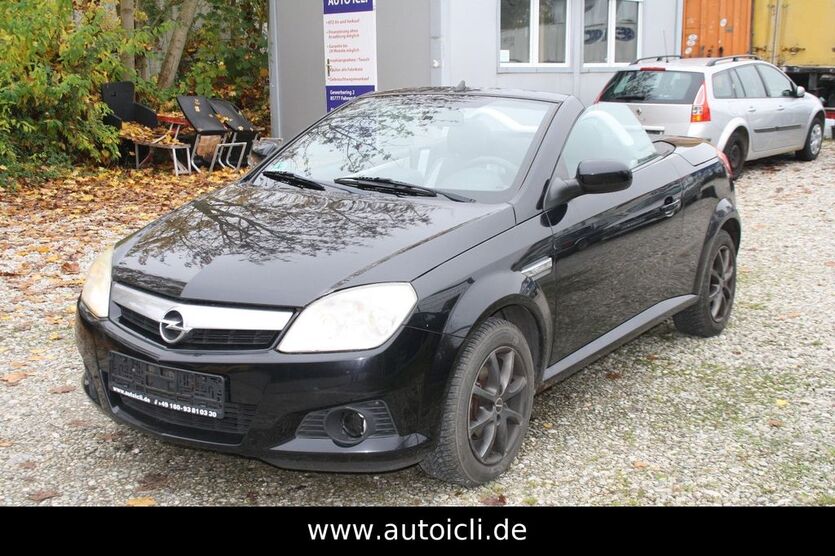 Opel Tigra 181.566 km 2.490 € Fahrenzhausen 85777