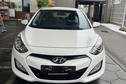 Hyundai i30 146.913 km 5.500 &euro; Hallbergmoos 85399