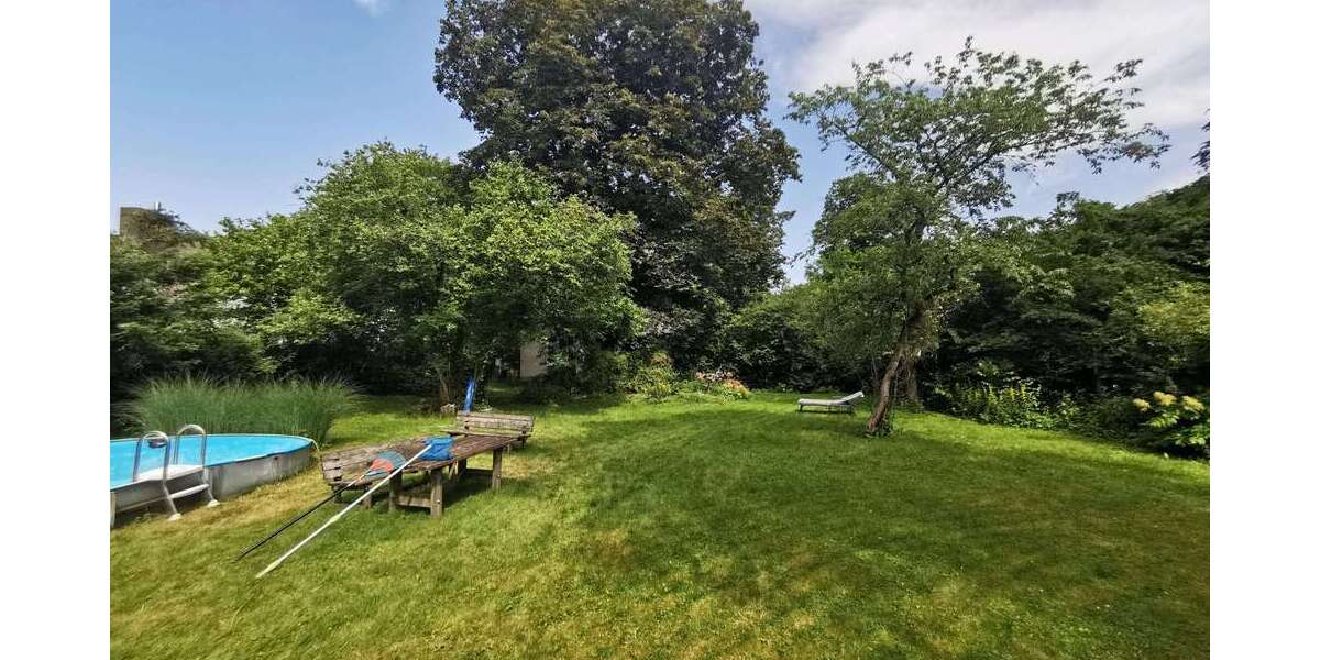 Haus zum Kaufen in Planegg 2.800.000 € 395.95 m² 13 zimmer