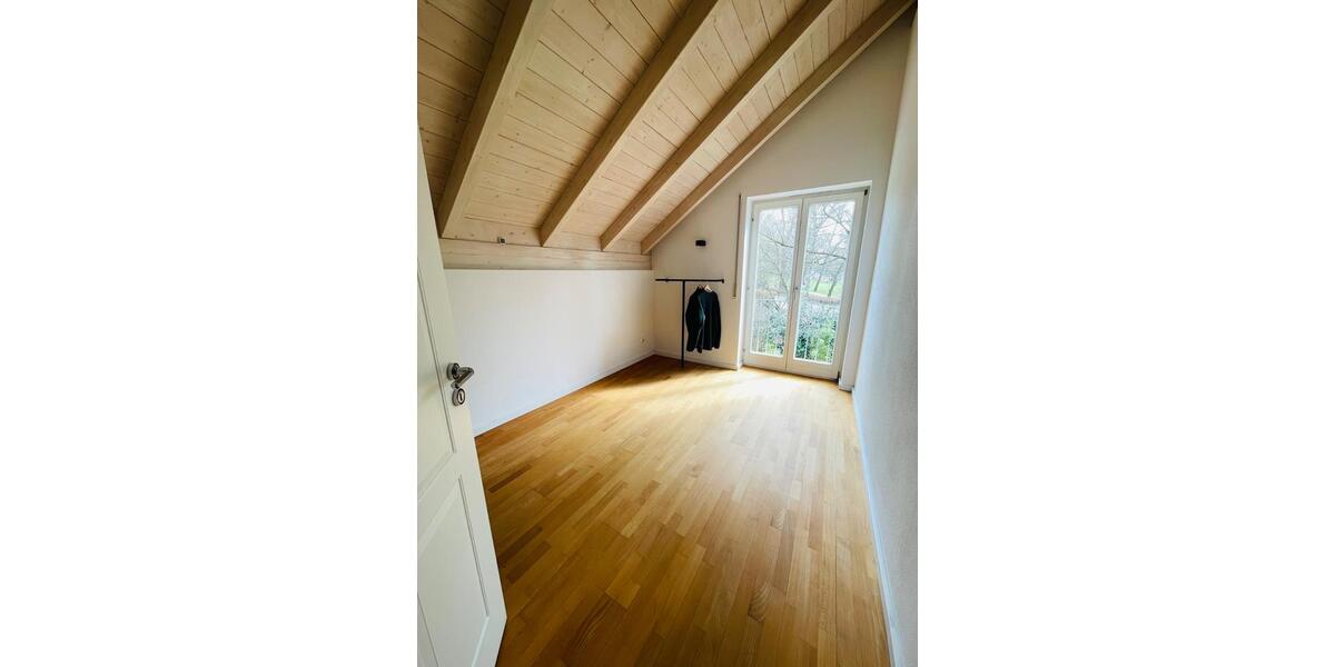 Doppelhaushälfte Aschheim - 6 Zimmer, 165 m&sup2;, 3.500&euro; | Angebot:26035914