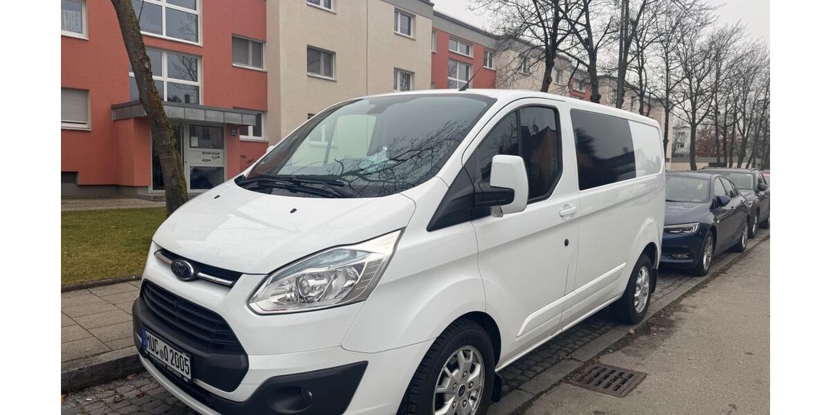 Ford Transit Custom 217.000 km 7.900 &euro; München 80995