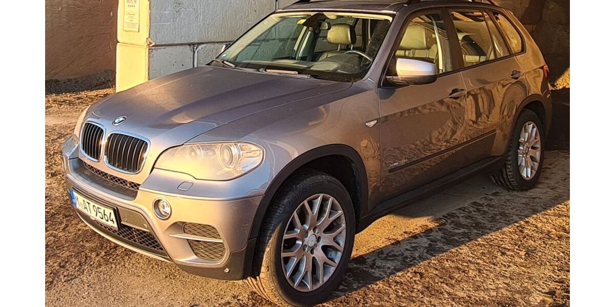 BMW X5 349.000 km 9.600 &euro; München 81247
