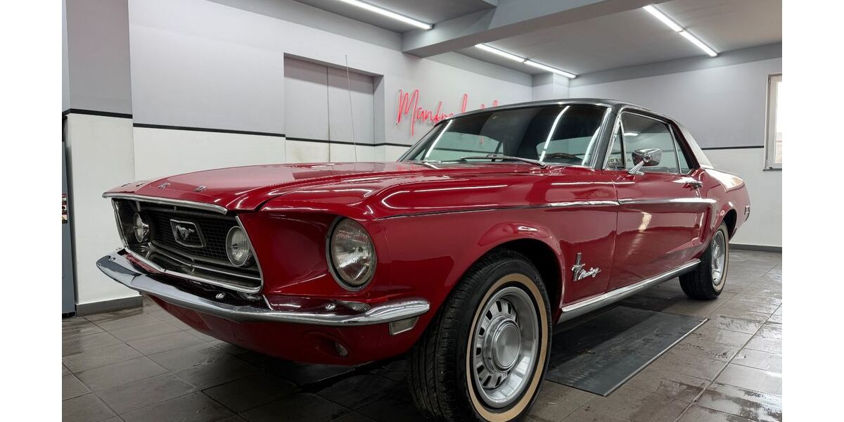 Ford Mustang 48.176 km 26.990 &euro; München 81243