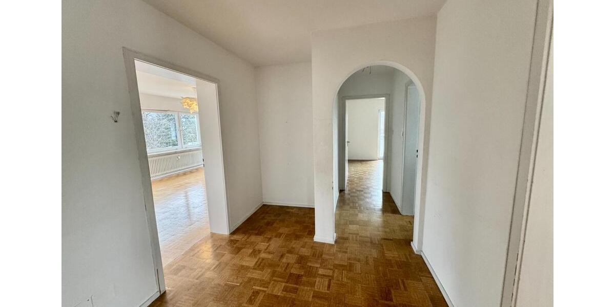 Dachgeschoßwohnung Weßling - 3 Zimmer, 123 m&sup2;, 1.970&euro; | Angebot:24629871
