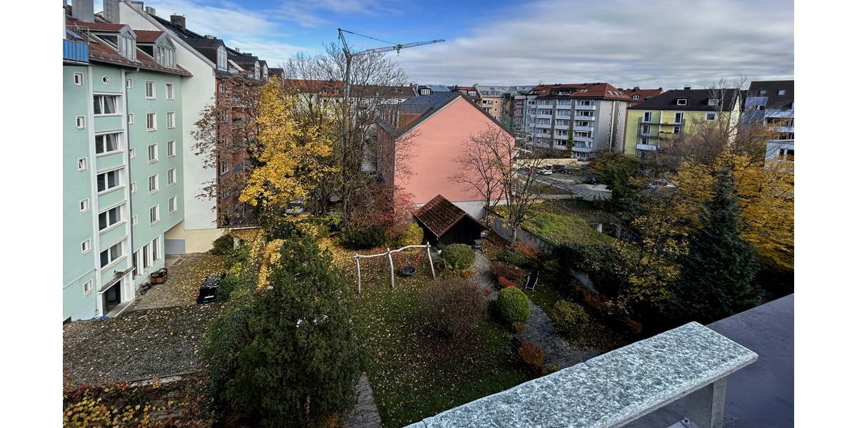 Bestlage Universität, aussergewöhnliche Sanierung und Innenausstattung 2 zimmer