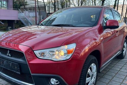 Mitsubishi ASX 148.000 km 3.900 &euro; München 80995