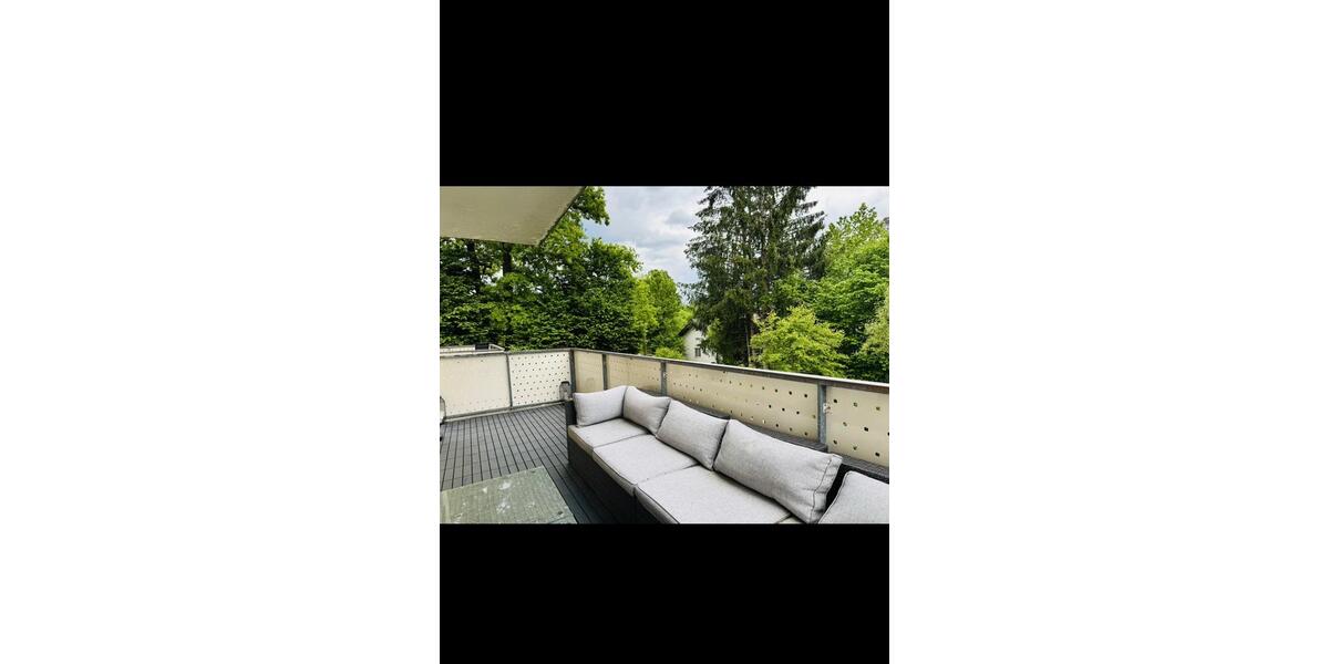 2 Zimmer Wohnung mit großem Balkon ( Strasslach - Dingharting) 2 zimmer