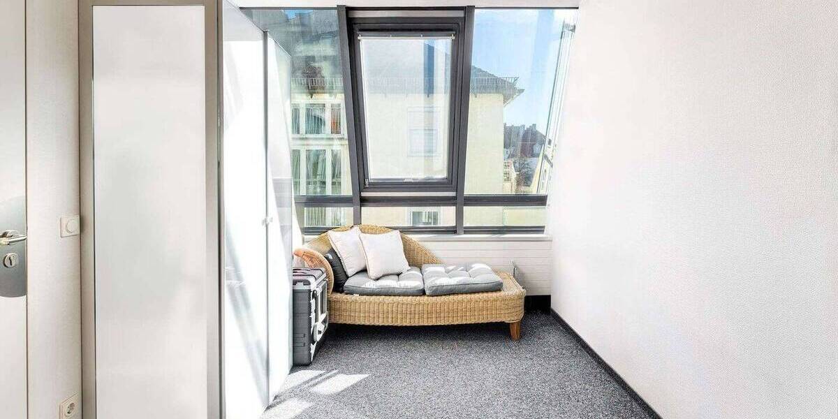 Gewerbeobjekt München Neuhausen-Nymphenburg - 6 Zimmer, 127 m&sup2;, 1.198.000&euro; | Angebot:26188319