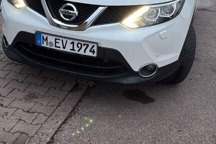 Nissan Qashqai 106.700 km 10.500 &euro; München 81547