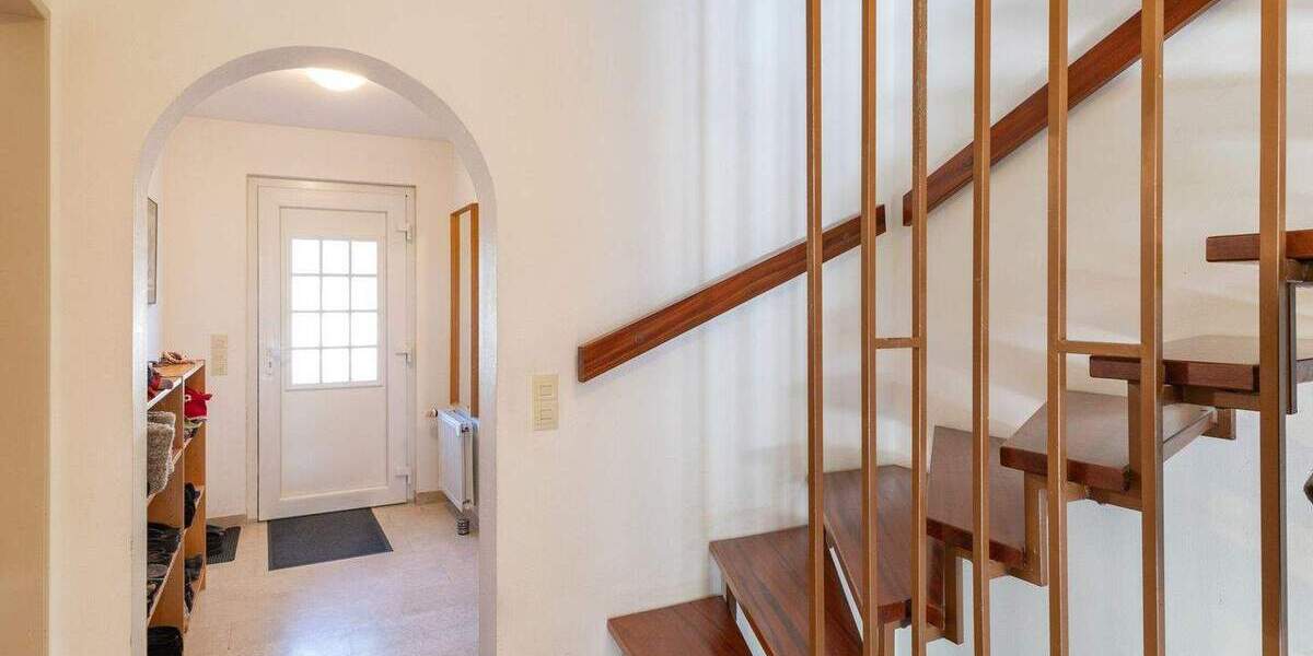 Hier wächst die Familie - gepflegte Doppelhaushälfte mit viel Platz und Garten 5 zimmer