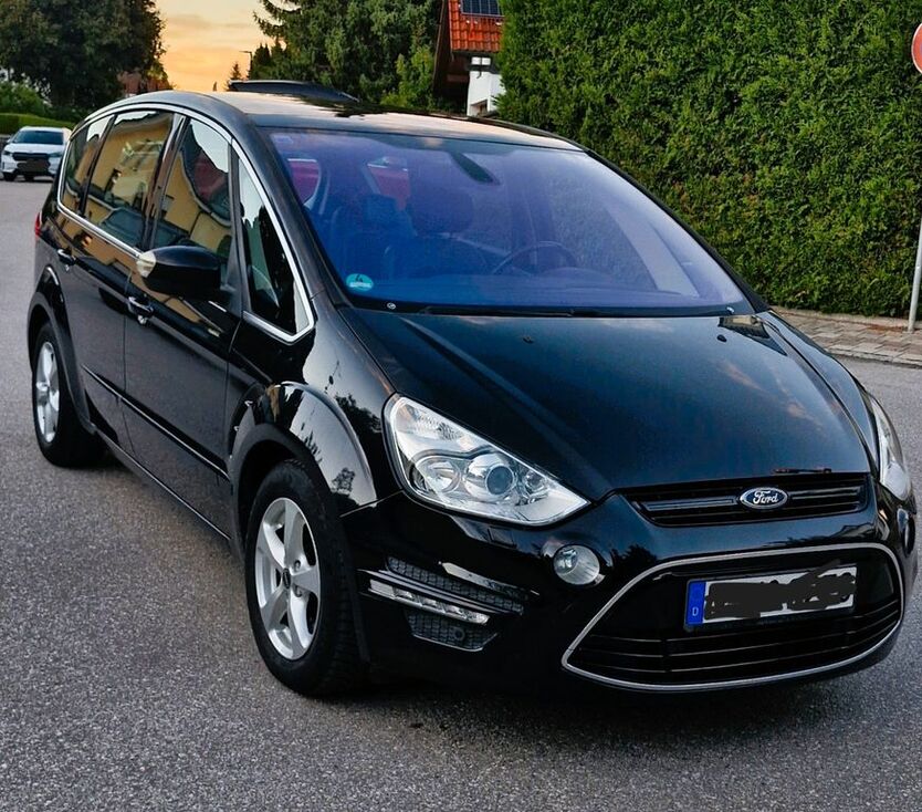 S-Max