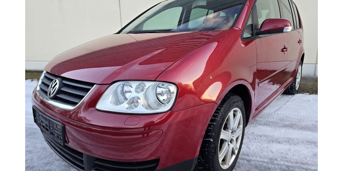 VW Touran 302.000 km 2.690 &euro; Unterschleißheim 85716