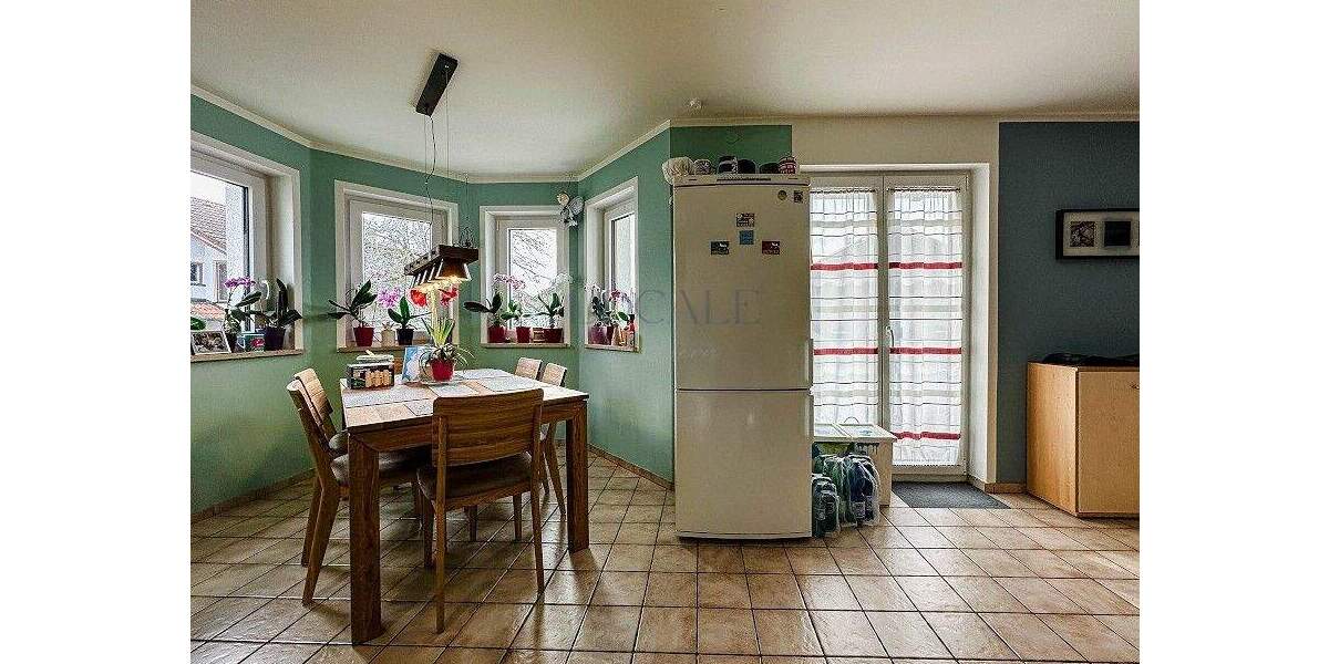 Etagenwohnung Markt Schwaben - 4 Zimmer, 108 m&sup2;, 1.950&euro; | Angebot:24389904