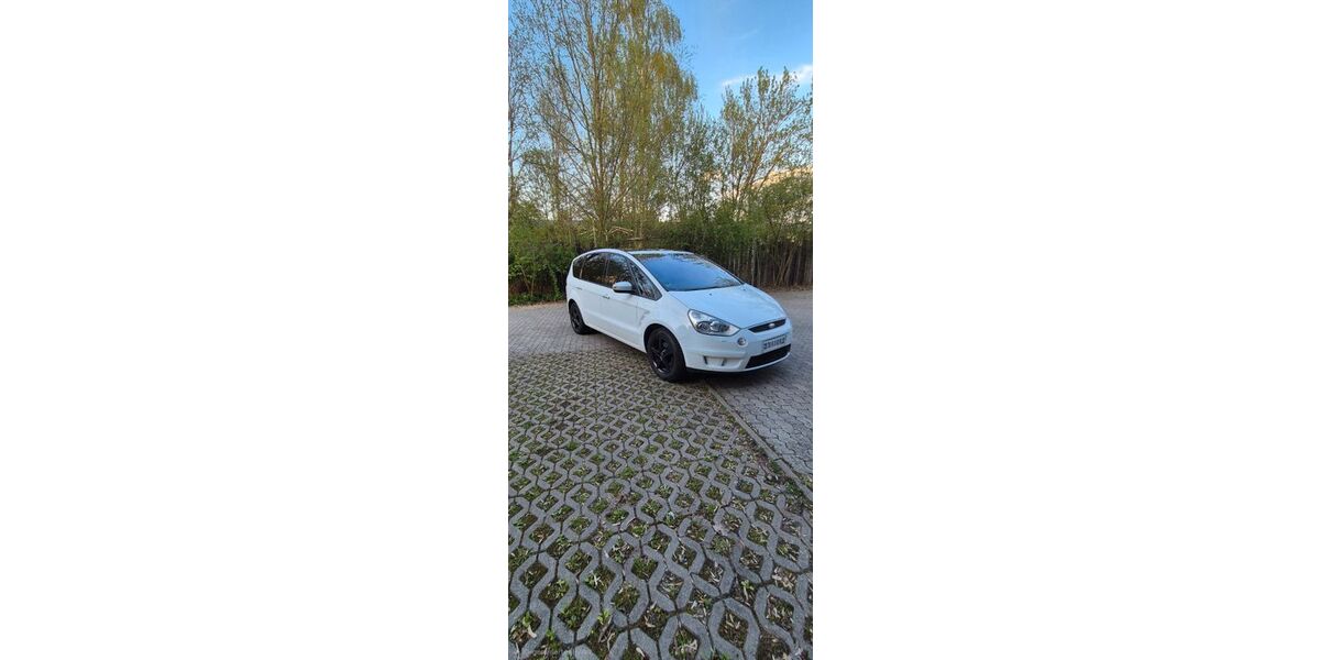 Ford S-Max 242.000 km 4.650 &euro; München 81248