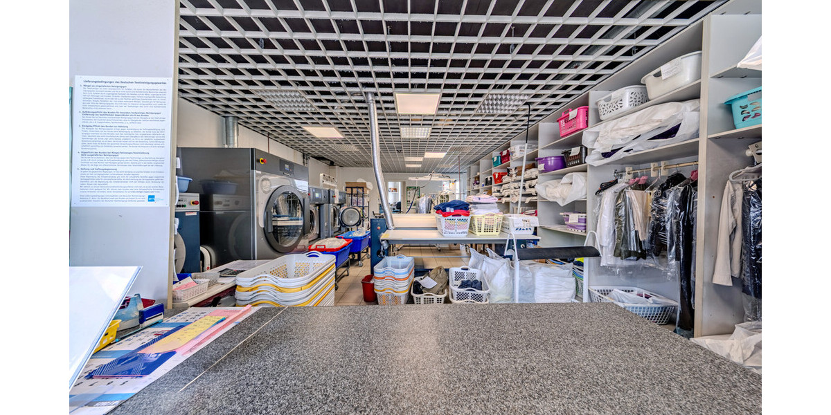 Jetzt Standort sichern: Gewerbeeinheit in Gilching für 3.729 EURm² - Gewerbeobjekt Gilching | Angebot:25871805