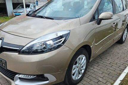 Renault Scenic 113.505 km 4.990 &euro; München OT Trudering-Riem 81825