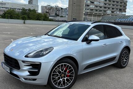 Porsche Macan 154.000 km 35.900 &euro; München 80993