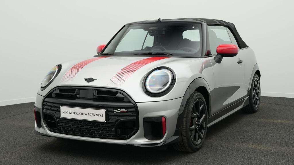 Mini John Cooper Works Cabrio 17.555 km 43.153 &euro; München 80788
