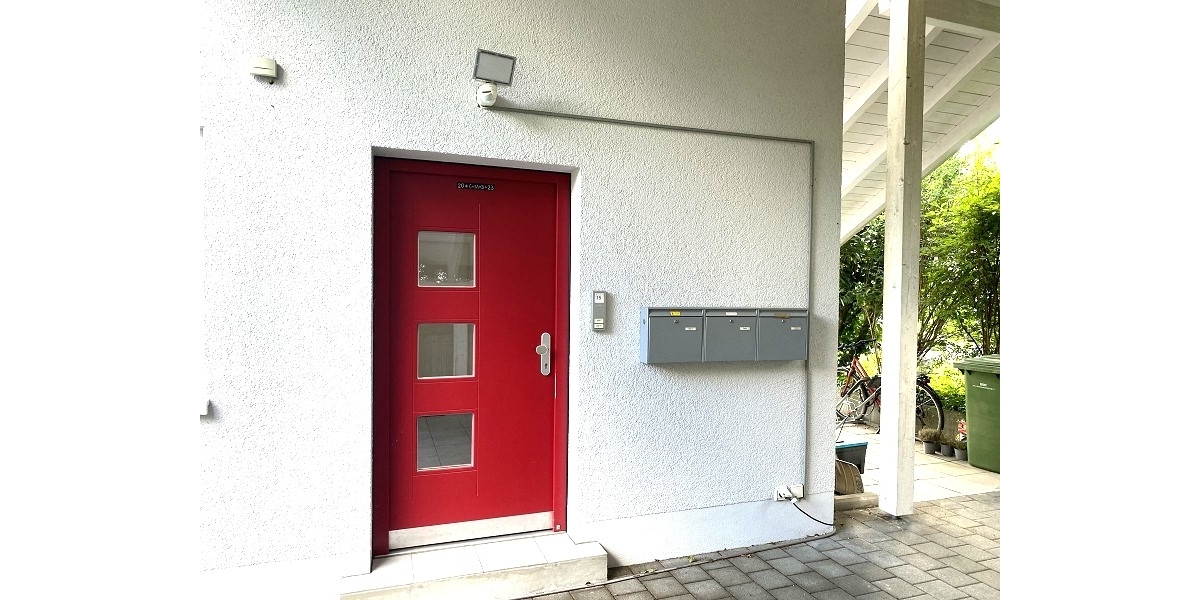 Freistehendes Ein- Zweifamilienhaus auf sonnigem Gartengrundstück mit viel Potenzial in Ottobrunn - Zweifamilienhaus Ottobrunn | Angebot:27071123