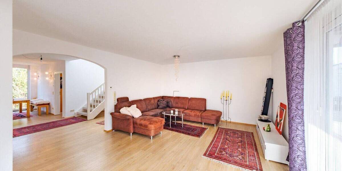 Doppelhaushälfte München Aubing-Lochhausen-Langwied - 5 Zimmer, 211 m&sup2;, 2.950&euro; | Angebot:26833662