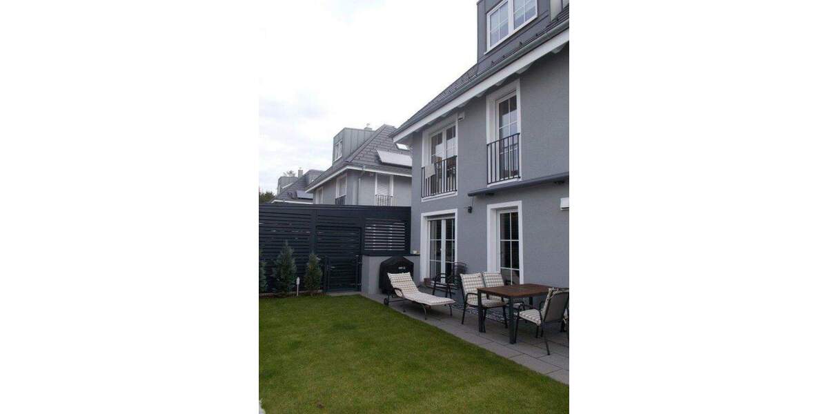 Tolles Walmdach-DHH in Gilching 7 zimmer