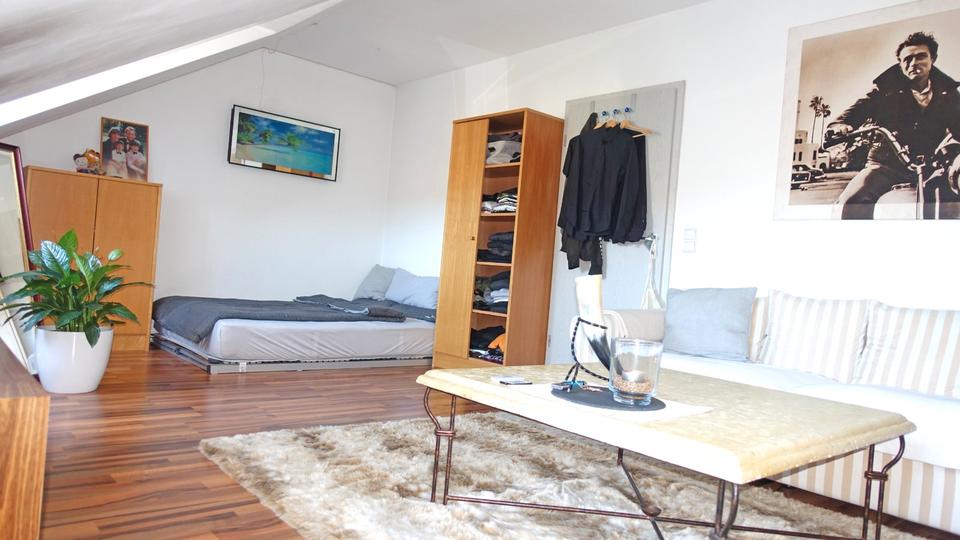 Dachgeschoßwohnung Wolfratshausen - 1.5 Zimmer, 42 m&sup2;, 260.000&euro; | Angebot:27114924