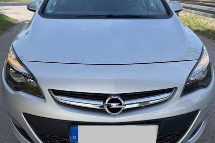 Opel Astra 227.881 km 1.999 &euro; München 80997