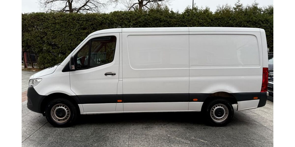 Mercedes-Benz Sprinter 190.000 km 15.980 &euro; München 81827