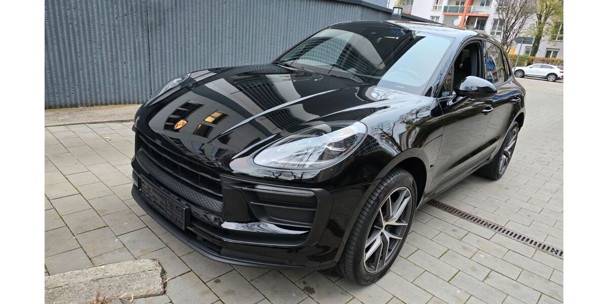 Porsche Macan 58.500 km 59.555 &euro; München 80689