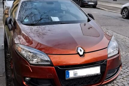 Renault Megane 94.056 km 6.499 &euro; München 81539